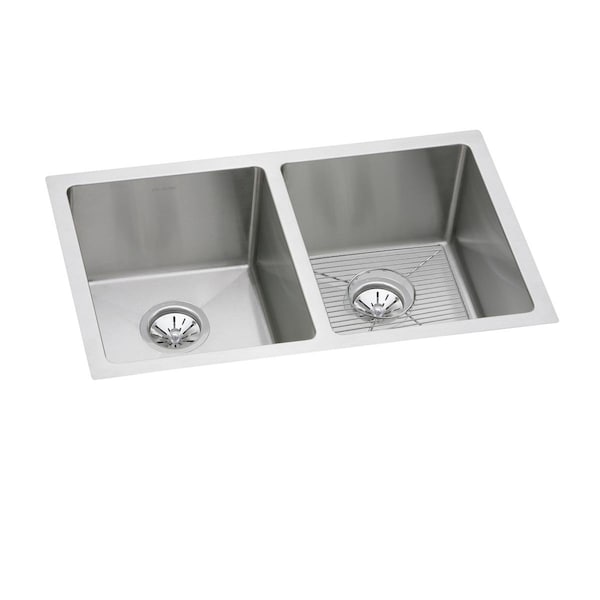 Crosstown 16 Gauge Stainless Steel 30-3/4 X 18-1/2 X 8 Equal Double Bowl Undermount Sink Kit